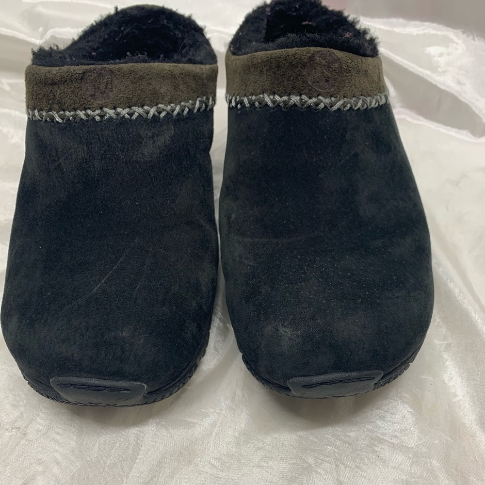 Merrell Slippers - Picture 2 of 8